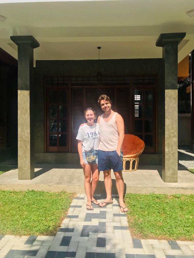 Raawan Tangalle Bagian luar foto