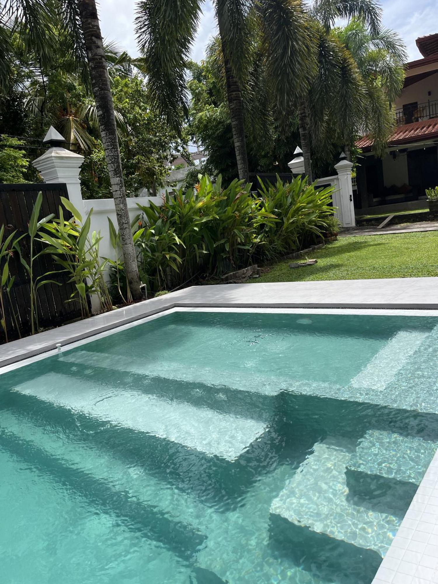Raawan Tangalle Bagian luar foto